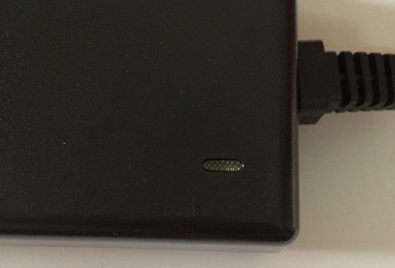 دسکتاپ ولتاژ بالا آداپتور برق با IEC8 / IEC14 AC اتصال، 50HZ / 60Hz قدرت