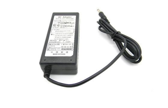 24V 3A دسکتاپ منبع تغذیه سوئیچینگ / جهانی LED آداپتور برق