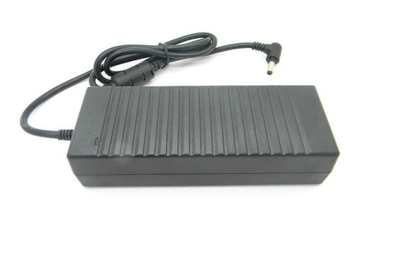 دسکتاپ به صورت خودکار منبع تغذیه سوئیچینگ 24V 6A برای نمایش LED
