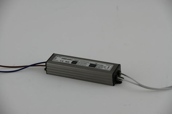 18W 300MA ضد آب جریان ثابت درایور LED AC جهانی برای صفحه نمایش ال سی دی