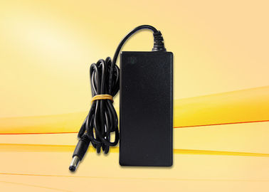 CE ایمنی DC 12V / 1.5A آداپتور برق، درب دسترسی به منبع تغذیه