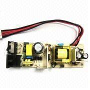 در پنجره باز 3A سفر اتومبیل - 5A 12V AC DC منبع تغذیه سوئیچینگ / شارژر