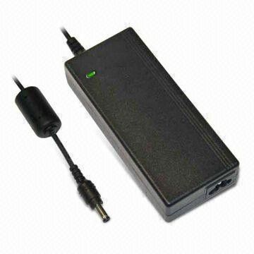 4A دسکتاپ آداپتور برق 9V DC / منبع تغذیه سوئیچینگ ESD / EN61000 3-3
